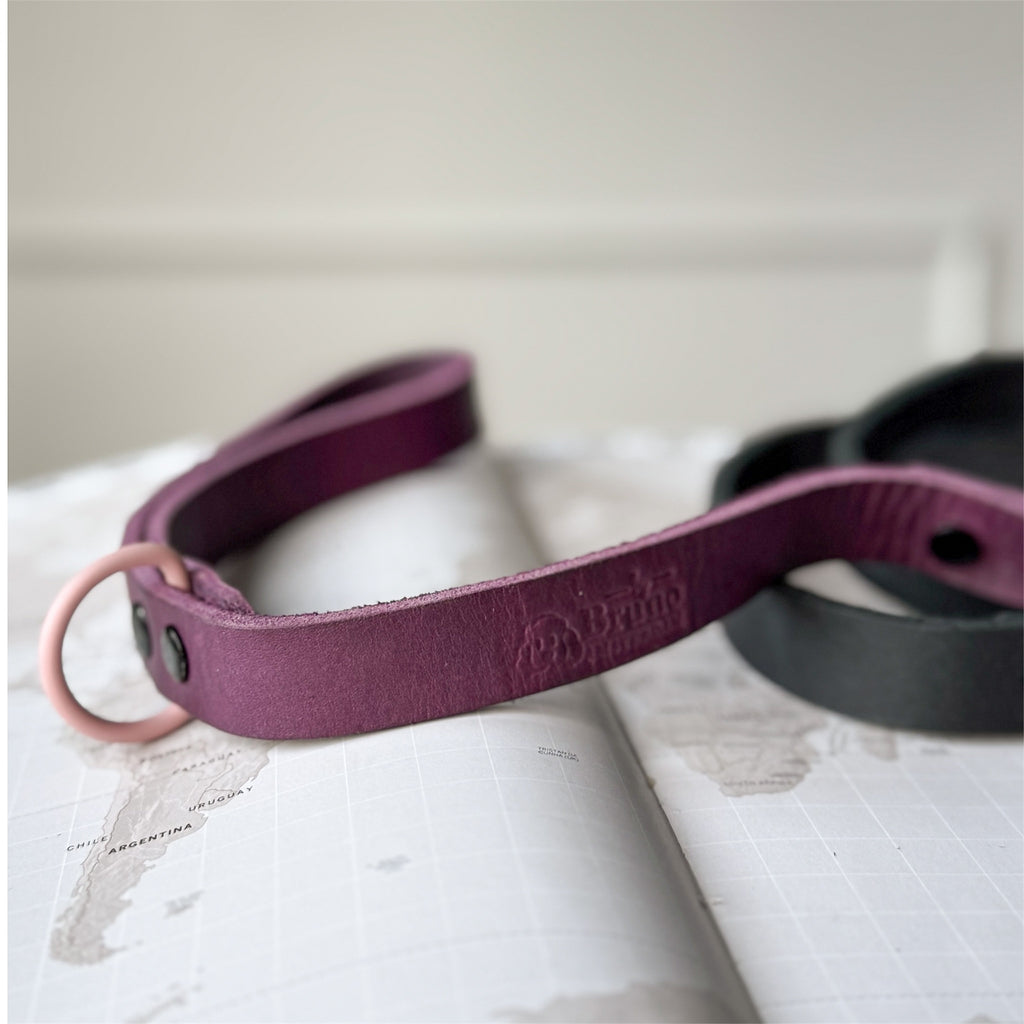 Greased Leather Leash Berry