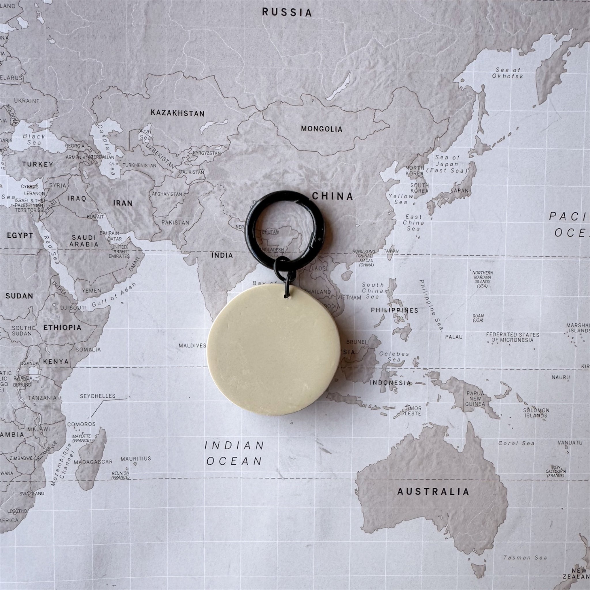 Back of personalised poodle dog tag handmade in France polymer clay size M