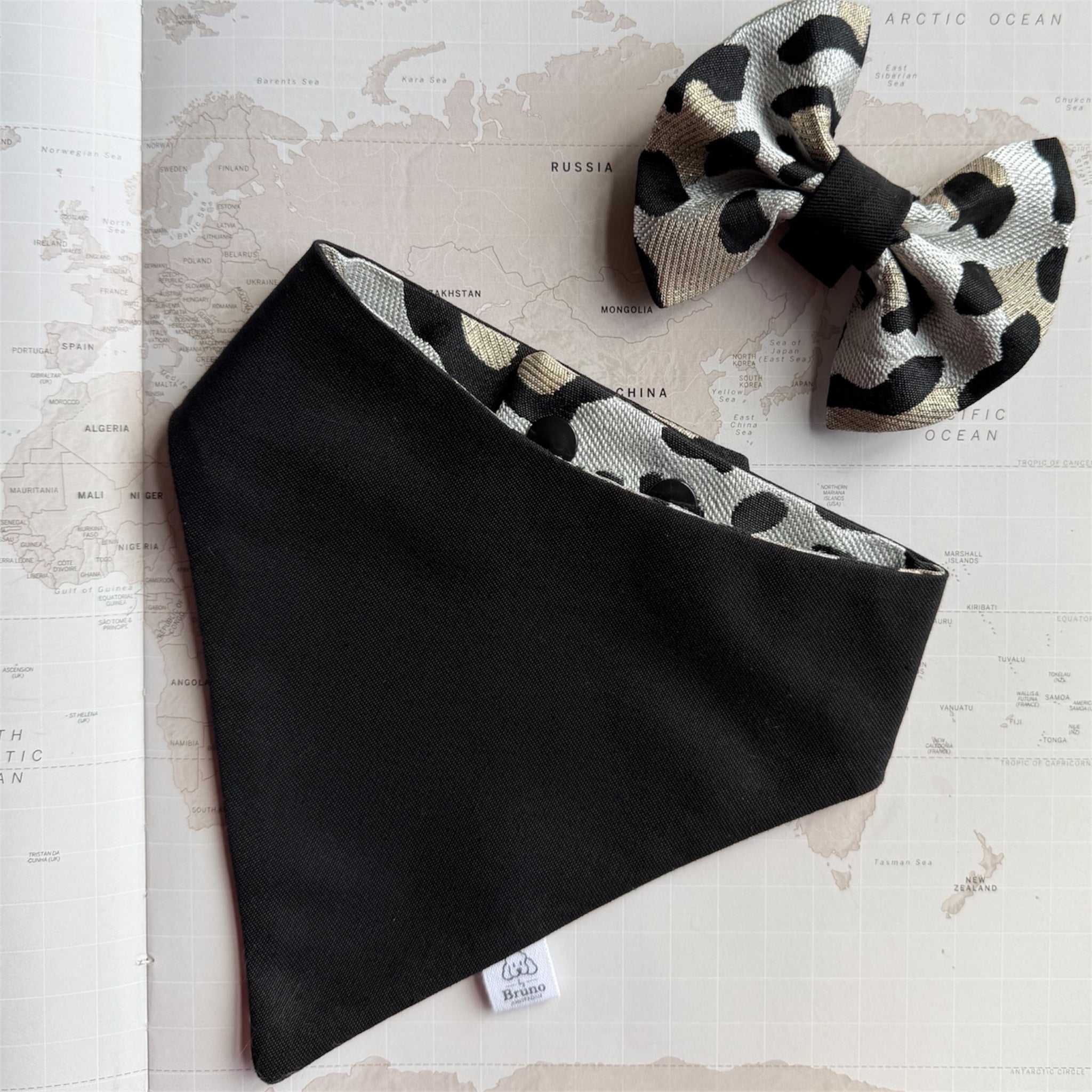 Black dog bandana with the leopard bow.