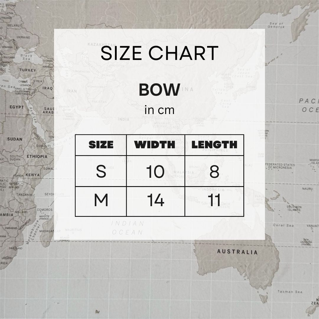 Size chart for dog bows in centimeters on a map background.